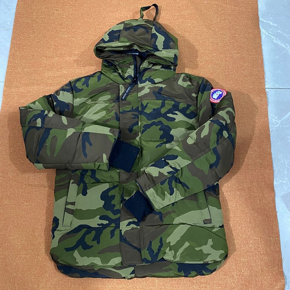 Canada Goose Camouflage Men's Long - Sleeve Down Jacket